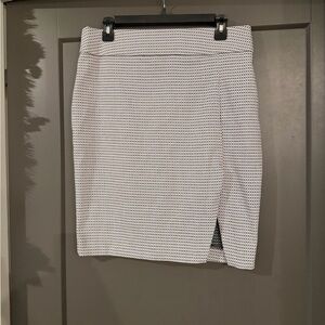 NWOT White and Black Polka Dot Skirt with Slit size 12
